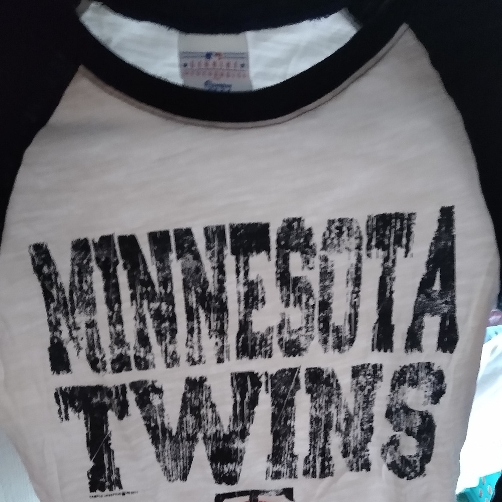 Woman's Minnesota Twins shirt